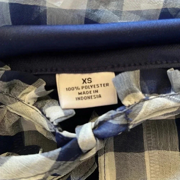 Liz Claiborne NWT Henley Ruffle Tank Navy Blue Gingham XS - Picture 10 of 16